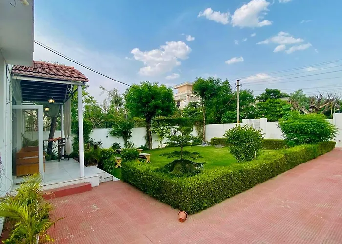 Solanki Farms & Pool Villa Garden Fully Private Jaipur